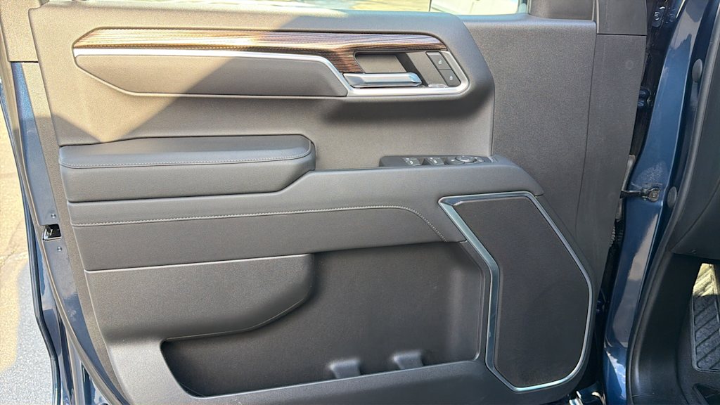 Thumbnail: 2022 Chevrolet Silverado 1500 - 28