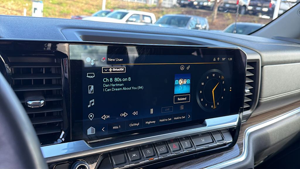 Thumbnail: 2022 Chevrolet Silverado 1500 - 13