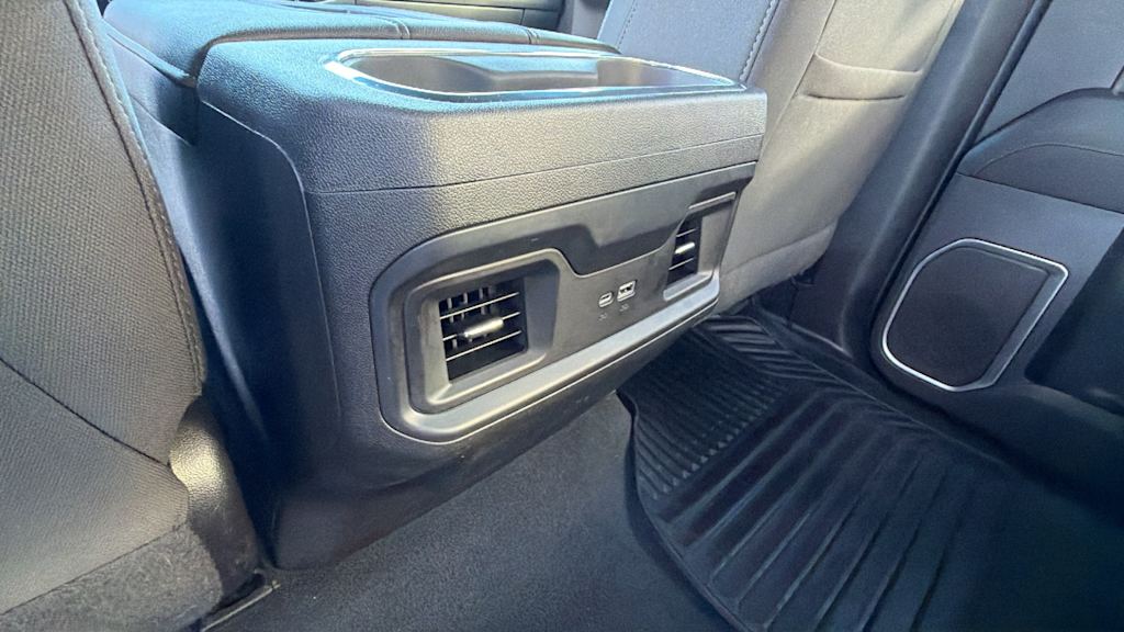 Thumbnail: 2022 Chevrolet Silverado 1500 - 30