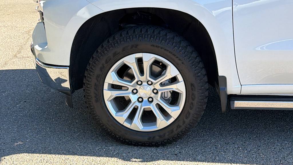 Thumbnail: 2023 Chevrolet Silverado 1500 - 7