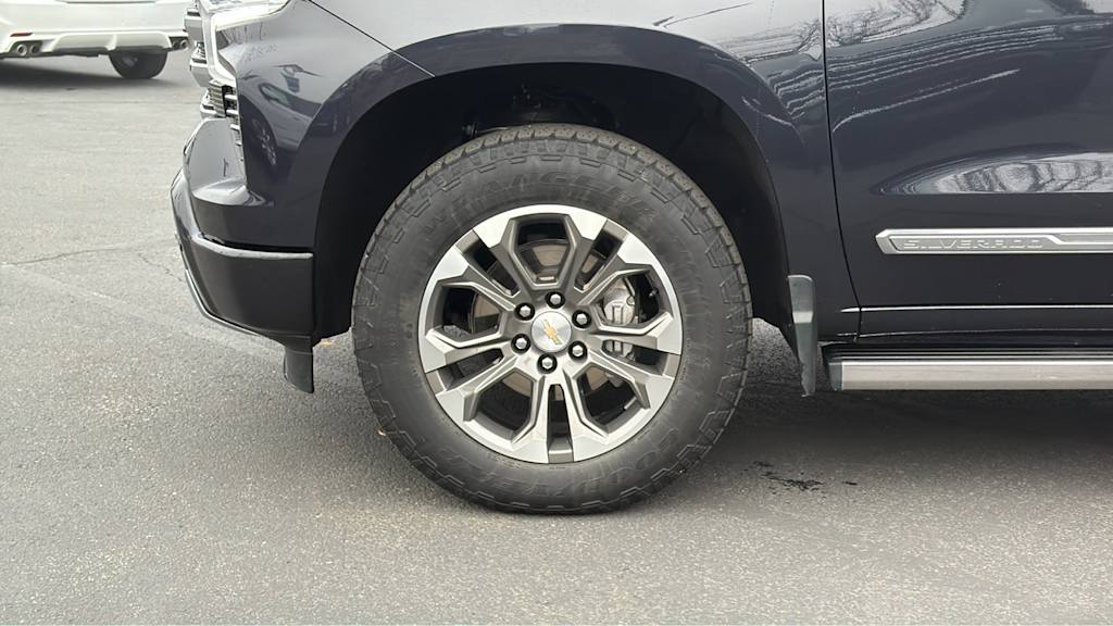 Thumbnail: 2023 Chevrolet Silverado 1500 - 8