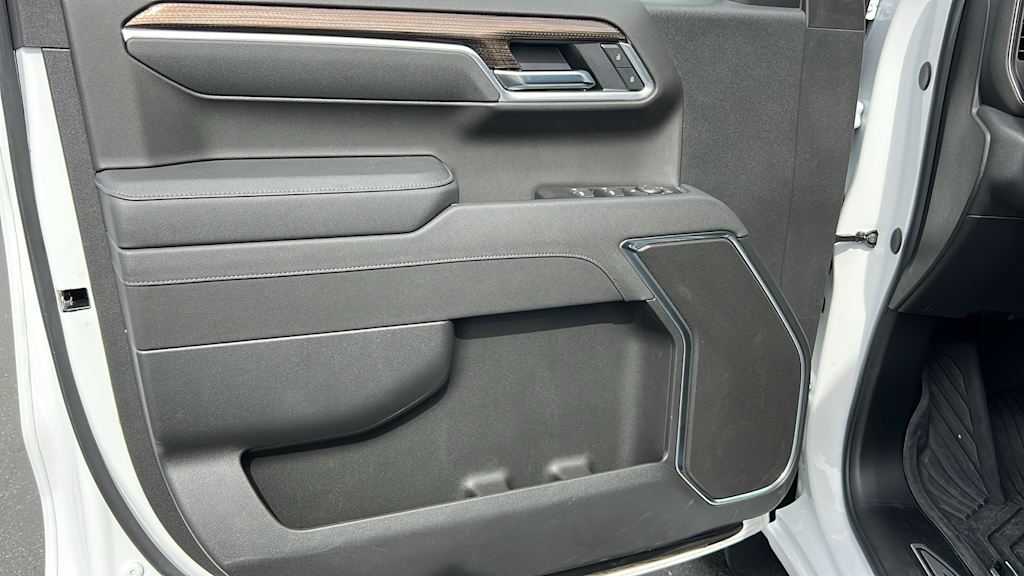 Thumbnail: 2025 Chevrolet Silverado 1500 - 29