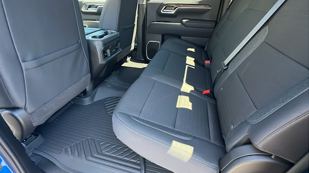 Thumbnail: 2026 Chevrolet Silverado 1500 - 27