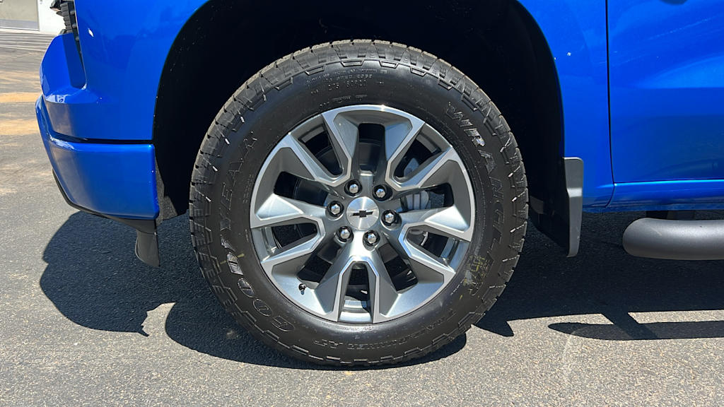 Thumbnail: 2026 Chevrolet Silverado 1500 - 6