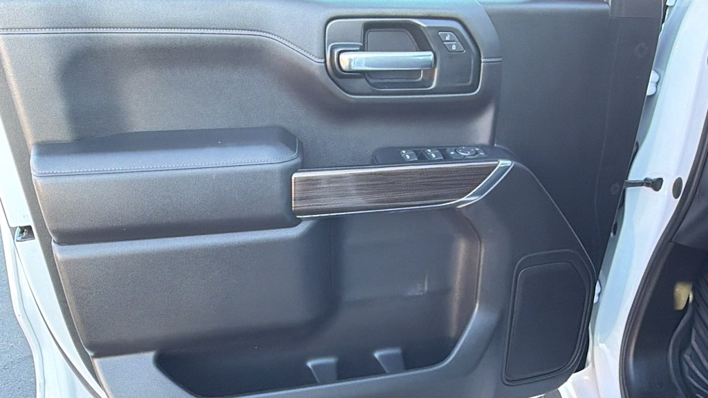 Thumbnail: 2021 Chevrolet Silverado 1500 - 29