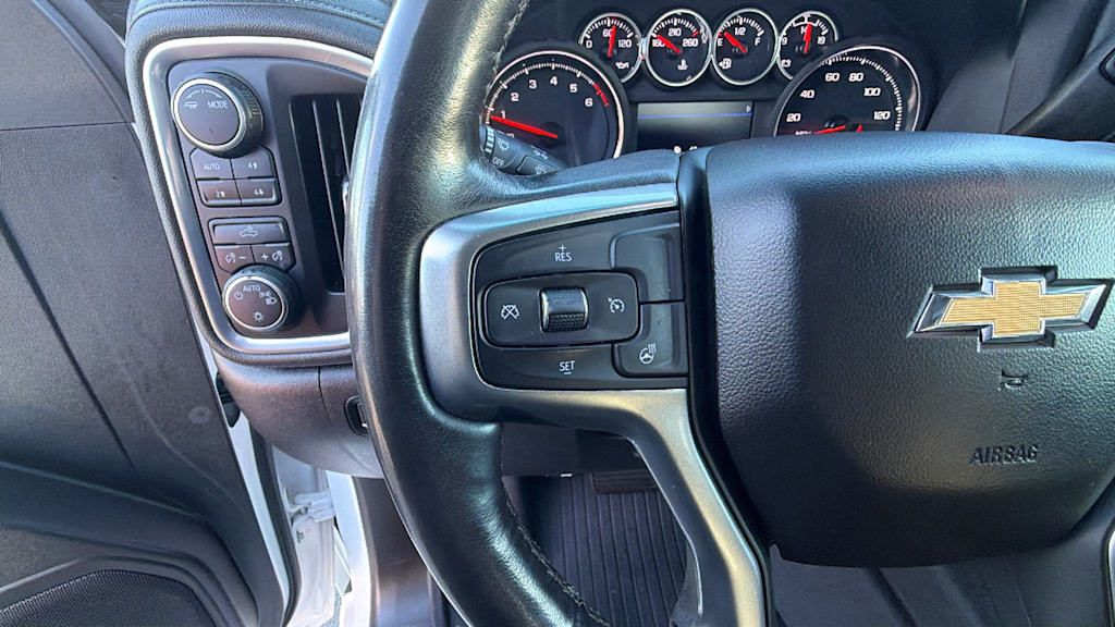 Thumbnail: 2021 Chevrolet Silverado 1500 - 26