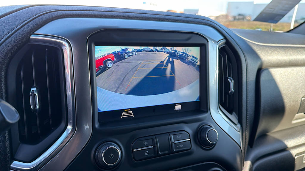 Thumbnail: 2021 Chevrolet Silverado 1500 - 24