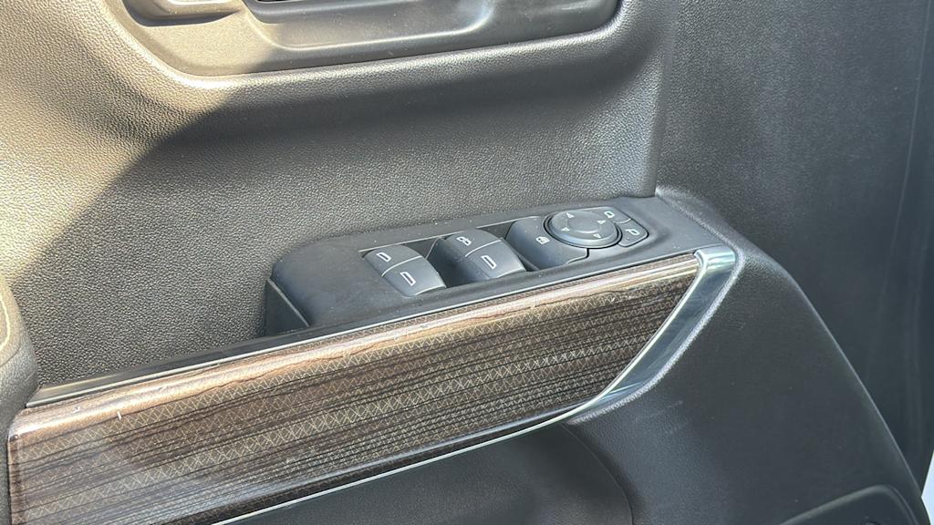 Thumbnail: 2019 Chevrolet Silverado 1500 - 28