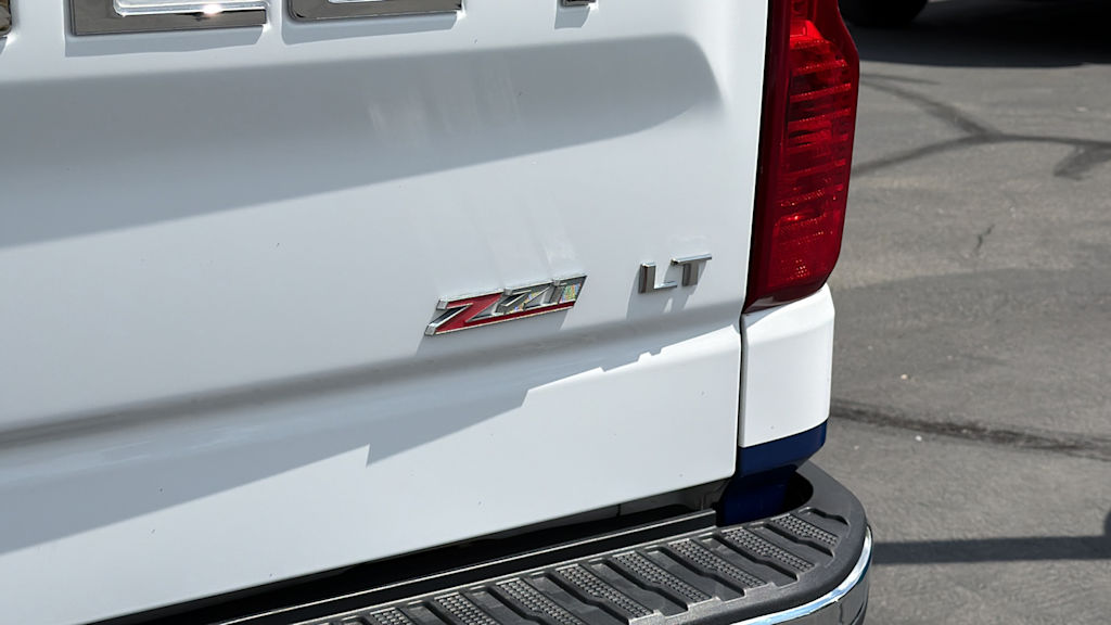 Thumbnail: 2019 Chevrolet Silverado 1500 - 30