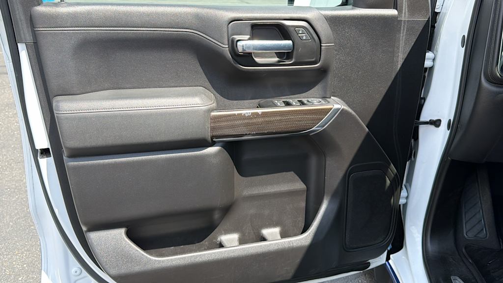 Thumbnail: 2019 Chevrolet Silverado 1500 - 27