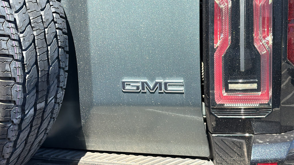 Thumbnail: 2024 GMC Hummer EV - 6