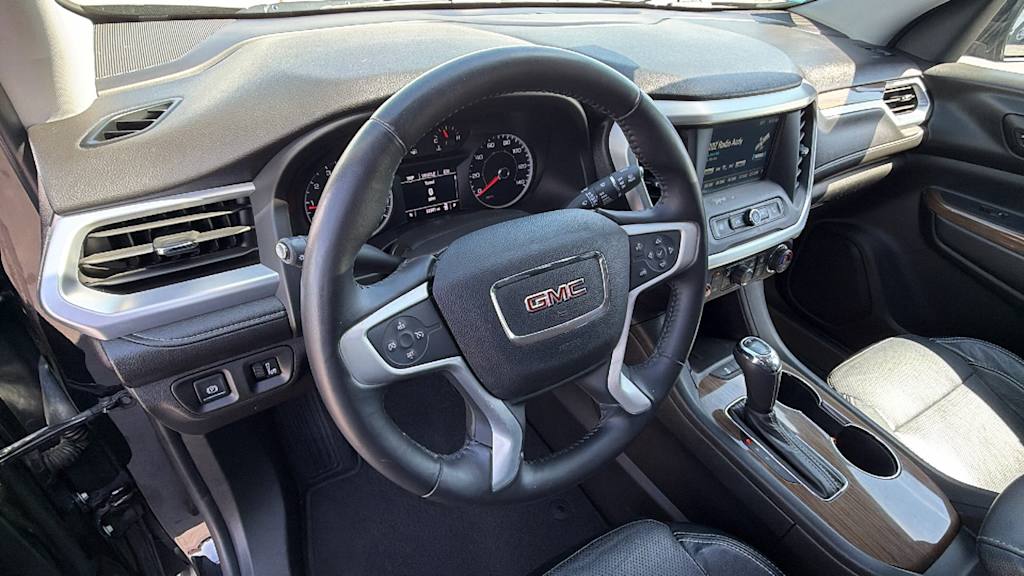 Thumbnail: 2018 GMC Acadia - 2