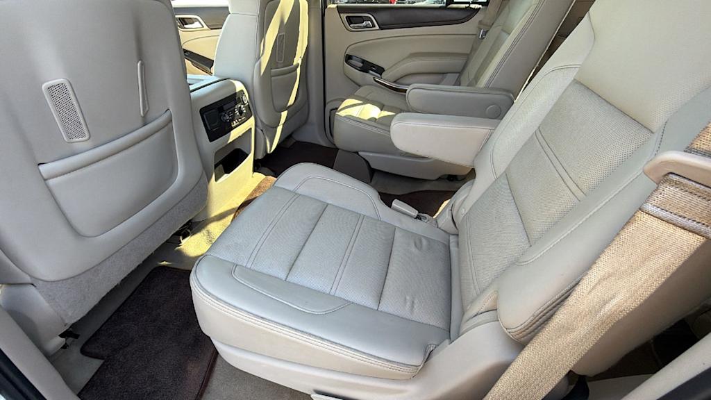 Thumbnail: 2016 GMC Yukon - 28
