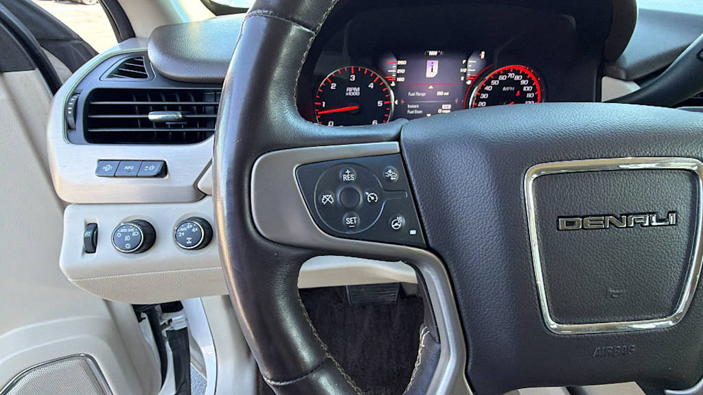 Thumbnail: 2016 GMC Yukon - 25