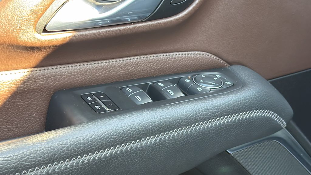 Thumbnail: 2021 GMC Yukon - 28
