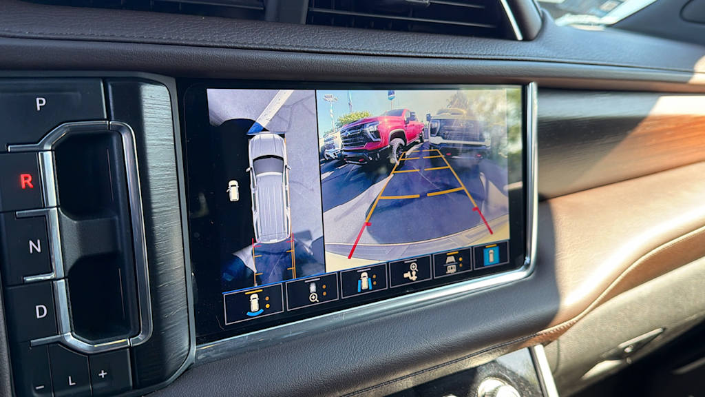 Thumbnail: 2021 GMC Yukon - 24