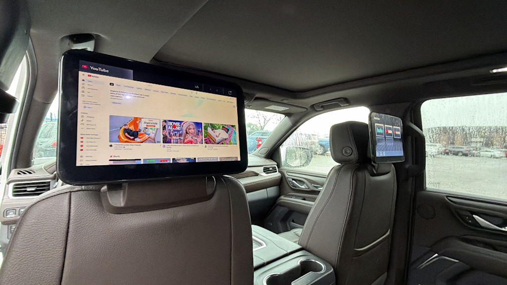 Thumbnail: 2024 GMC Yukon XL - 22