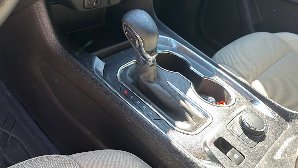 Thumbnail: 2023 Chevrolet Traverse - 13