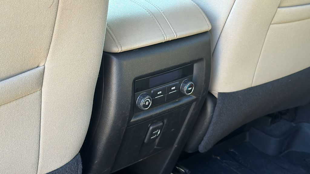 Thumbnail: 2023 Chevrolet Traverse - 21