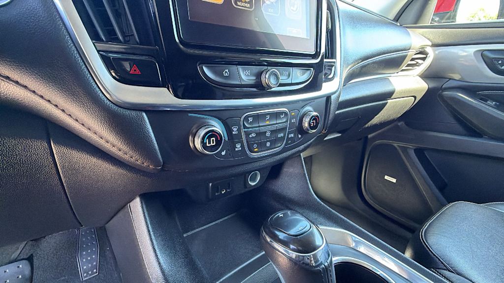 Thumbnail: 2019 Chevrolet Traverse - 15