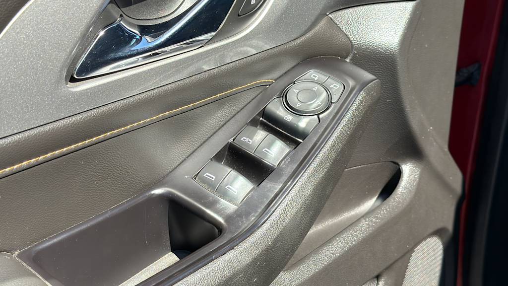 Thumbnail: 2019 Chevrolet Traverse - 27