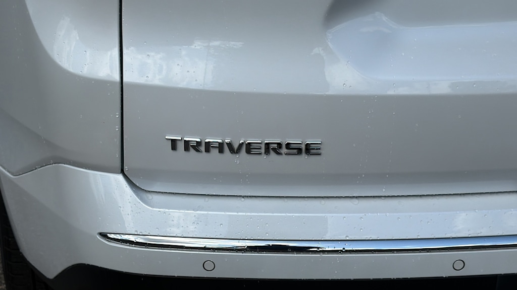 Thumbnail: 2023 Chevrolet Traverse - 7