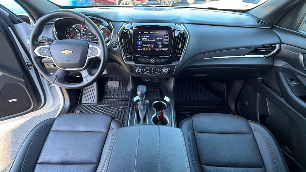 Thumbnail: 2023 Chevrolet Traverse - 13