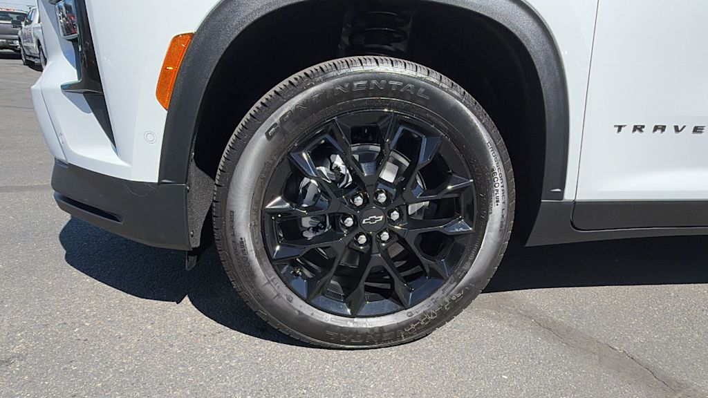 Thumbnail: 2026 Chevrolet Traverse - 8