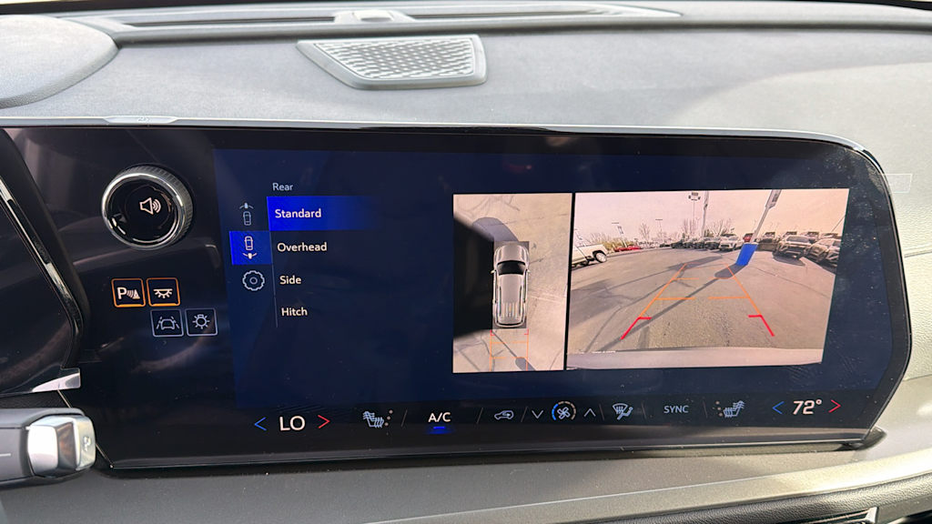 Thumbnail: 2026 Chevrolet Traverse - 24