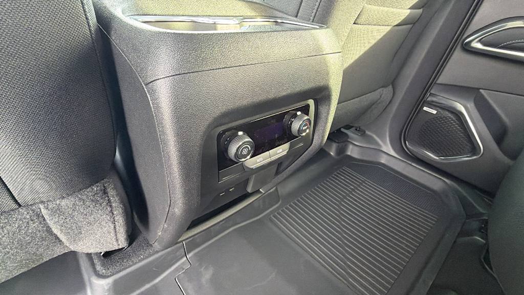 Thumbnail: 2026 Chevrolet Traverse - 30