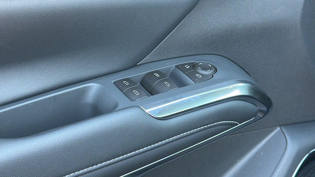 Thumbnail: 2026 Chevrolet Traverse - 27