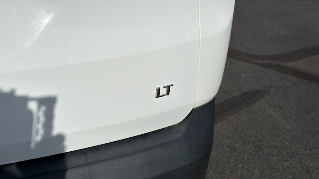 Thumbnail: 2022 Chevrolet Traverse - 7