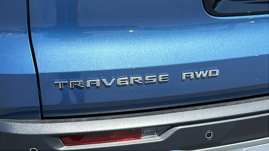 2025 Chevrolet Traverse LT 7