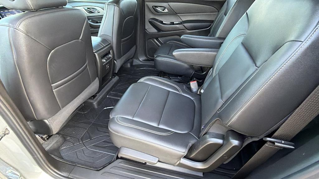 Thumbnail: 2023 Chevrolet Traverse - 11