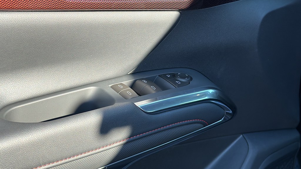 Thumbnail: 2026 Chevrolet Traverse - 18