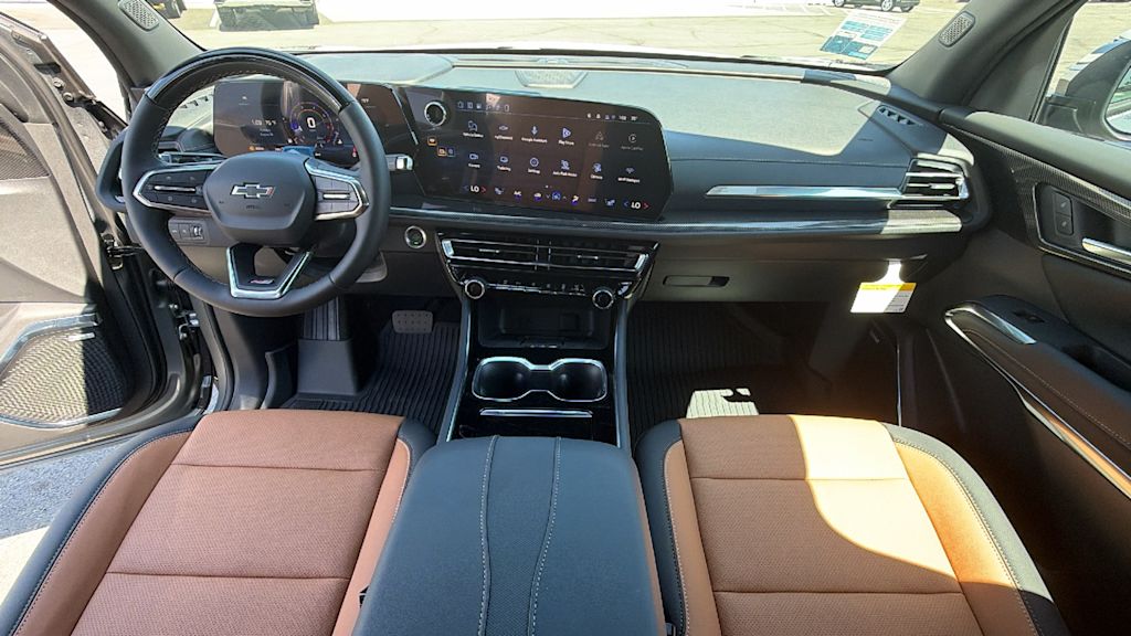 Thumbnail: 2027 Chevrolet Traverse - 13