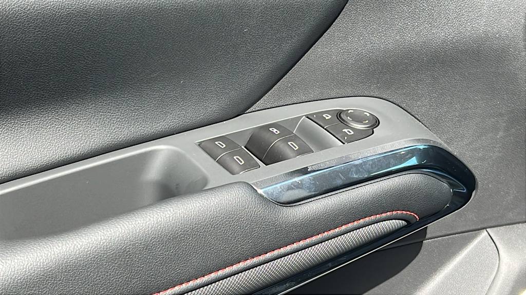 Thumbnail: 2026 Chevrolet Traverse - 18