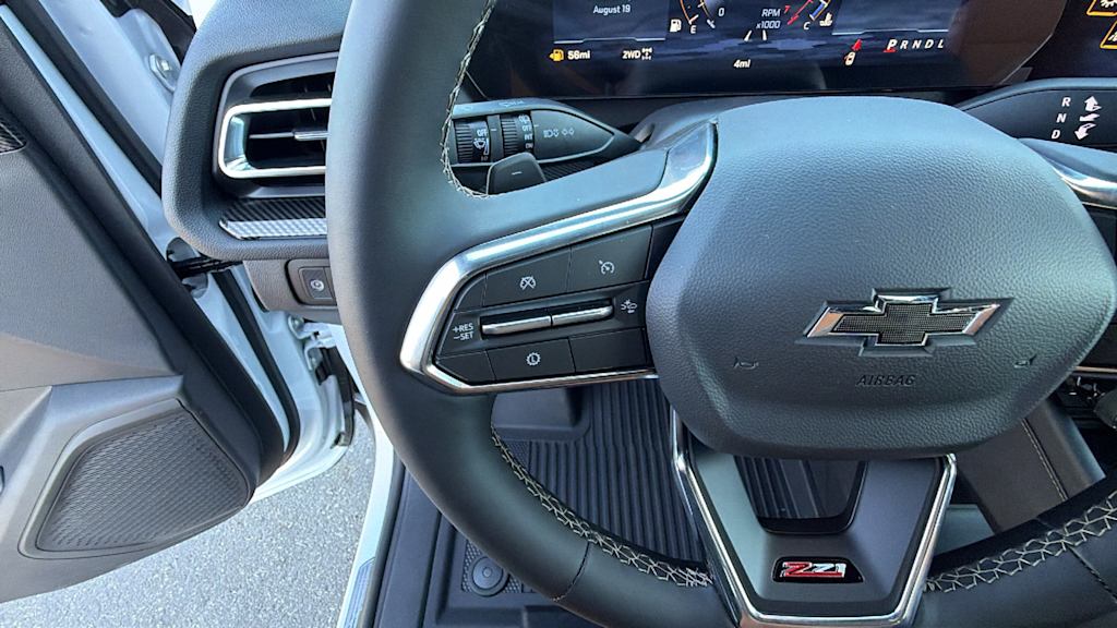 Thumbnail: 2027 Chevrolet Traverse - 24