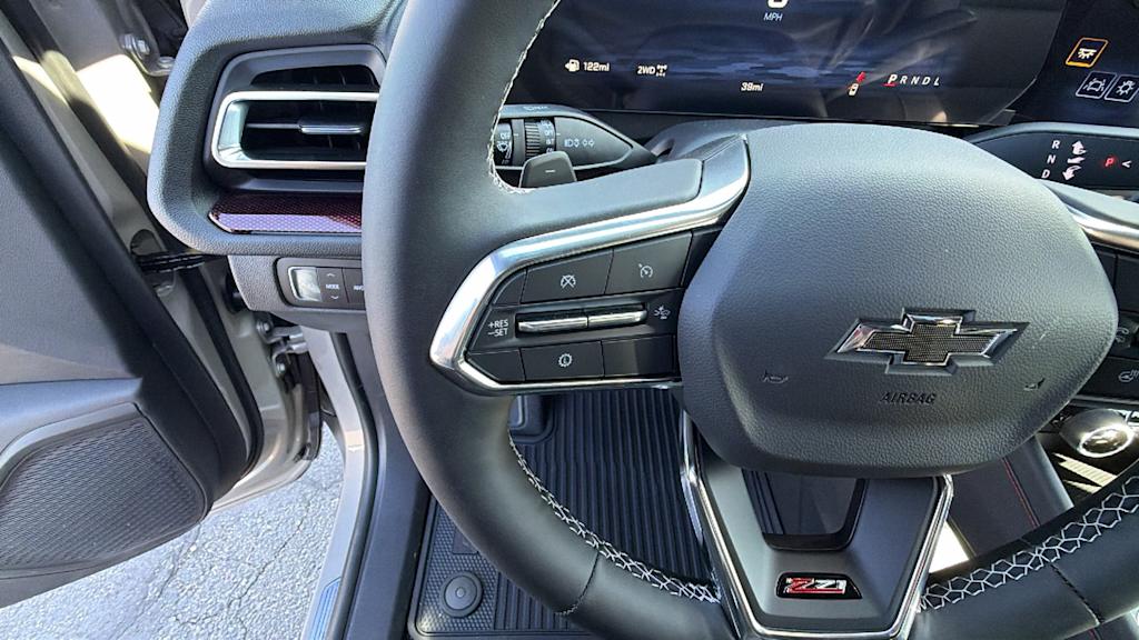 Thumbnail: 2026 Chevrolet Traverse - 26