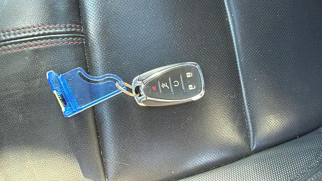 Thumbnail: 2023 Chevrolet Traverse - 13