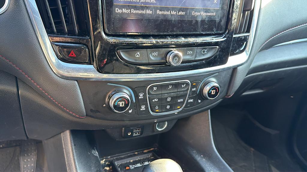 Thumbnail: 2023 Chevrolet Traverse - 18