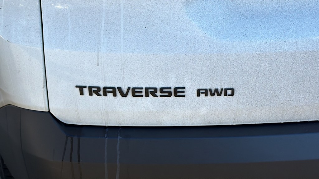 Thumbnail: 2023 Chevrolet Traverse - 19