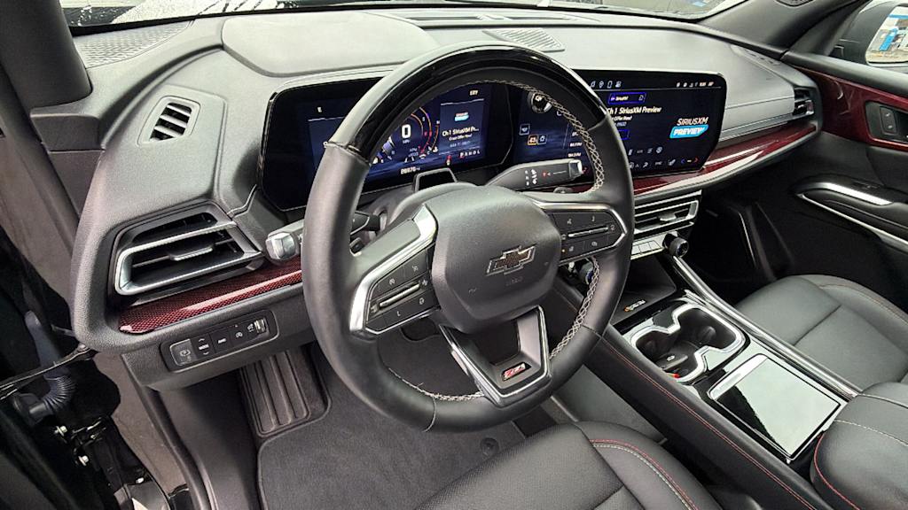 Thumbnail: 2025 Chevrolet Traverse - 2