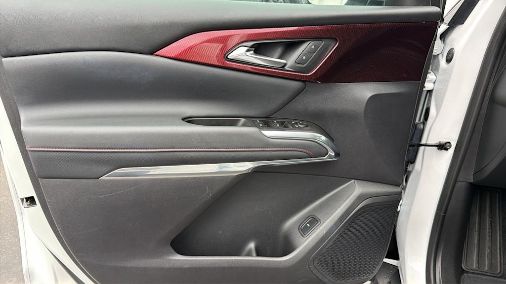 Thumbnail: 2025 Chevrolet Traverse - 29