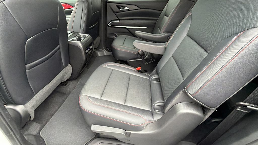 Thumbnail: 2025 Chevrolet Traverse - 12