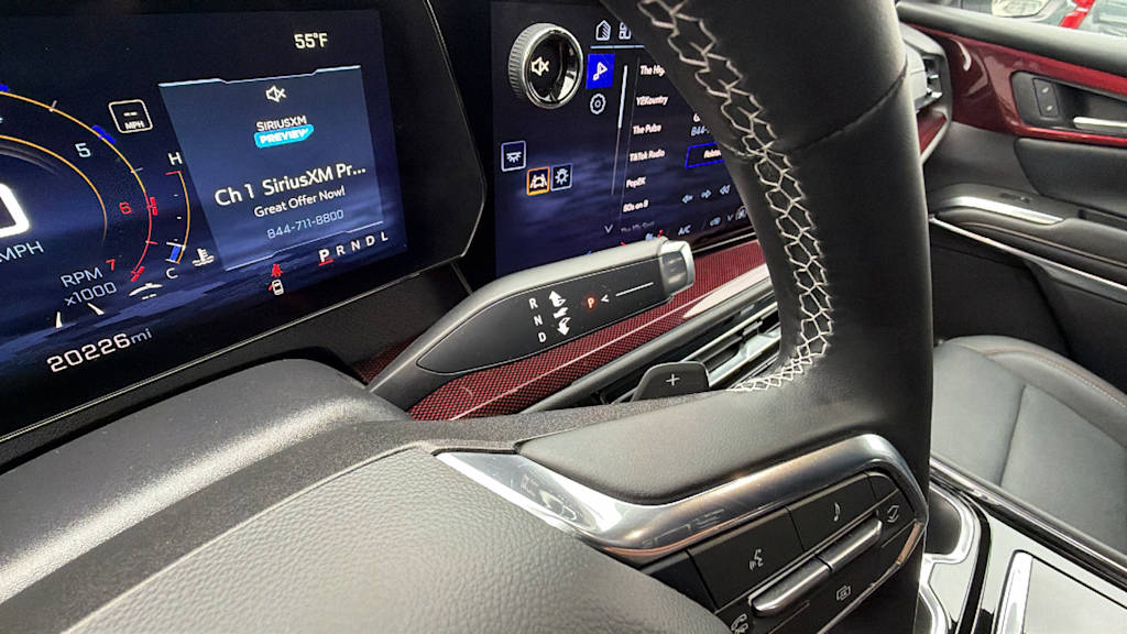 Thumbnail: 2025 Chevrolet Traverse - 16