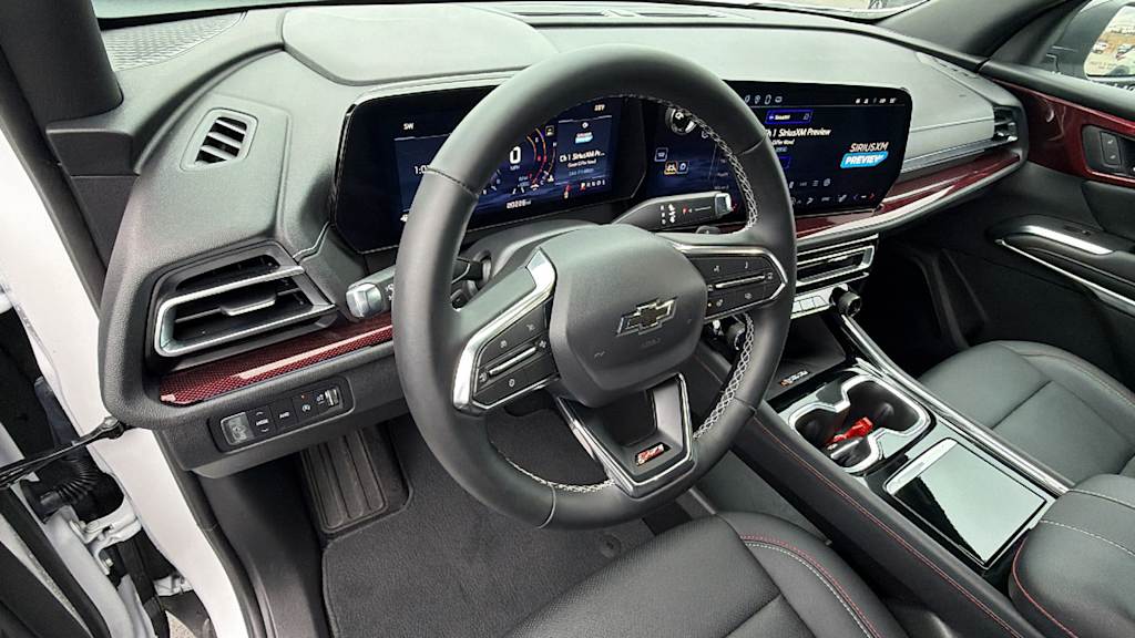 Thumbnail: 2025 Chevrolet Traverse - 2