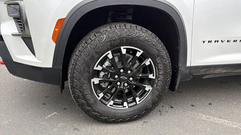 Thumbnail: 2025 Chevrolet Traverse - 8