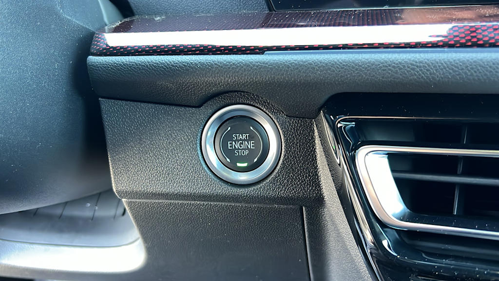 2025 Chevrolet Traverse Z71 24