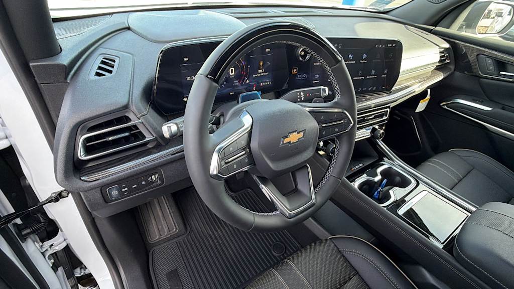Thumbnail: 2026 Chevrolet Traverse - 2